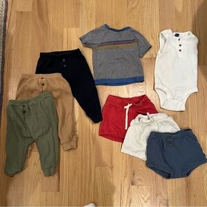 Old Navy 12-18 months boy lot